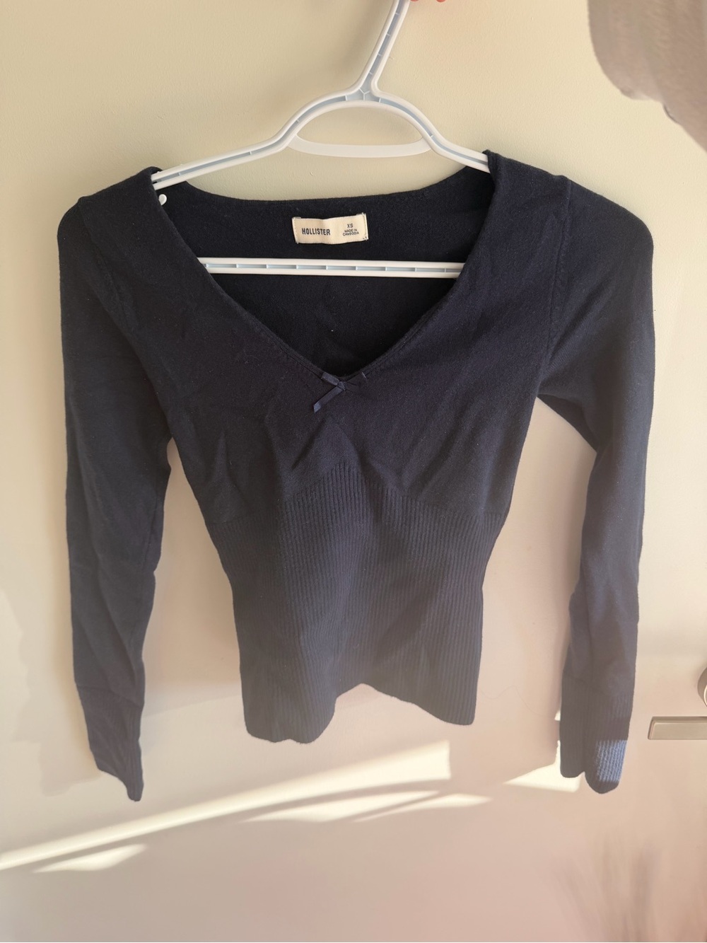 Hollister Navy Ribbed V-Neck Long Sleeve Top with Bow Detail